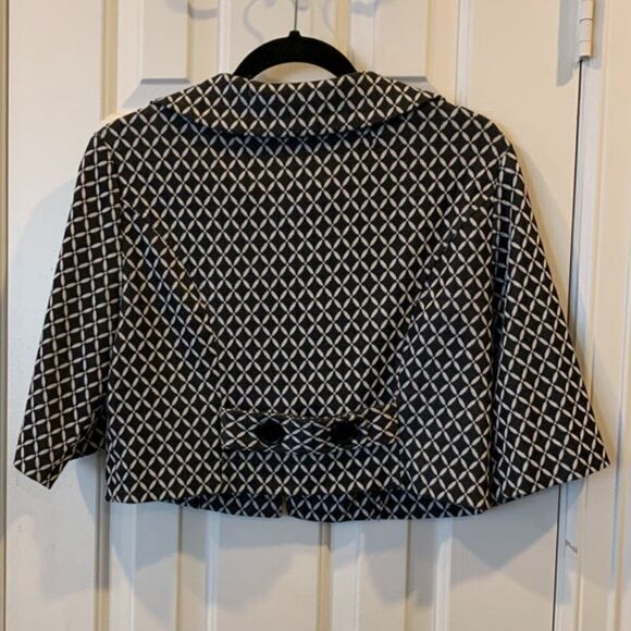 Robbie Bee Cape Style Jacket - Picture 3 of 3